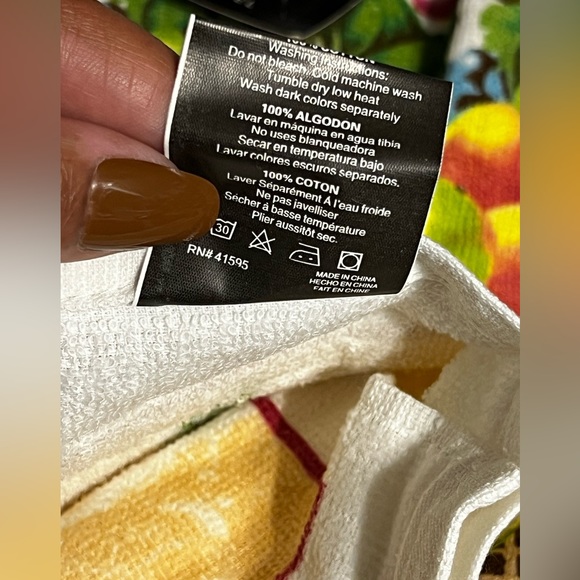 New 4 Pcs Trends Collection Fruit Basket & Wine Design Kitchen Towels -Blemish - Picture 5 of 11
